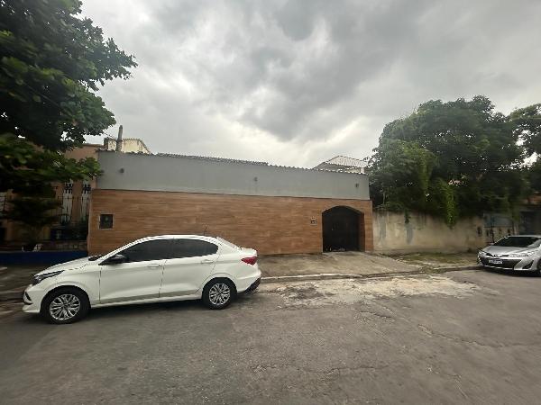 Casa em Rio de Janeiro, Campo Grande, Rua Almirante Grenfell, N. 137, Lt 04, Qd 08, RJ. Área: 389m2