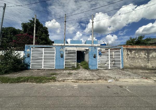 Casa em Nova Iguaçu, Ipiranga, Rua Dois De Julho, N. 158, Cs 02, Qd  02 Lt 17, RJ. Área: 35.66m2