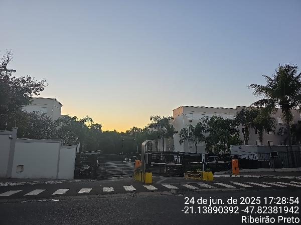 Apartamento em Ribeirão Preto, Jardim Javari, Rua Itajuba, N. 1161, Apto 02, Bl A Torre 2, SP. Área: 42.96m2