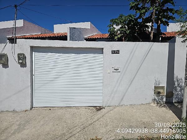 Casa em Horizonte, Vertente, Rua Romenia, N. 32g, Quadra 02 Lote 06, CE. Área: 66.15m2