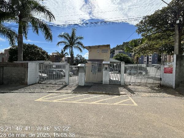 Apartamento em Poços de Caldas, Chacara Dos Pessegueiros, Rua Augusto Scassiotti, N. 555, Apto 402, 4º Pavimento, Bloco B2, MG. Área: 45.02m2