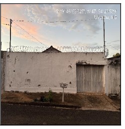 Casa em Uberaba, José Vallim De Mello, Rua Cianorte (Rua Q), N. 921, Lt 01 Qd 13, MG. Área: 28.75m2