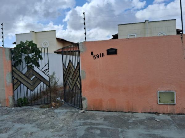 Casa em Horizonte, Planalto Da Galiléia, R Juvenal Semeao, N. 591a, Terreno 12, CE. Área: 63.53m2