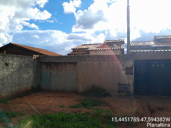 Casa em Planaltina, Setor Norte, Quadra 5 Lote 16 MÓDulo Mr-10, N. Sn, Cs 16-A  Rua J, GO. Área: 57.57m2