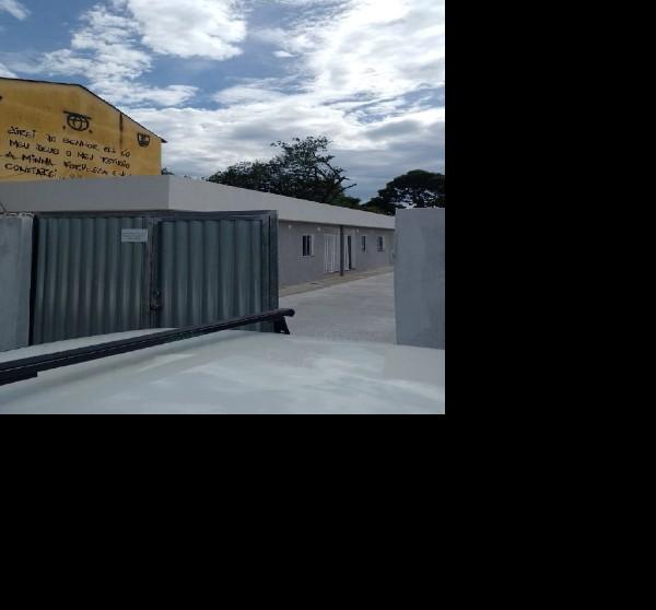 Casa em São Gonçalo, Monjolos, Rua Cidade De Lisboa, N. 932, 01,, RJ. Área: 44.9m2