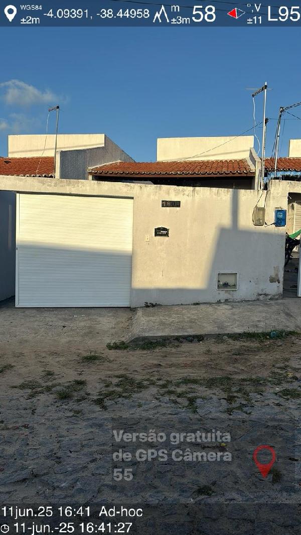 Casa em Horizonte, Vertente, Rua L, N. 180, Cs B, CE. Área: 66.15m2