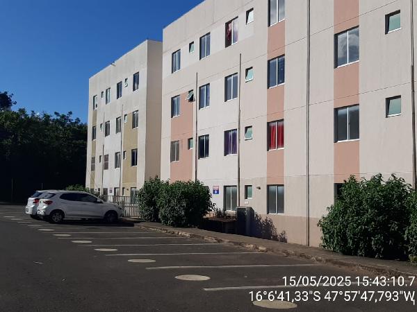 Apartamento em Luziânia, Loteamento Raquel Pimentel, Rua Rp7, N. Sn, Apto 304, Bl E, Qd 04, Lt 01, GO. Área: 46.23m2