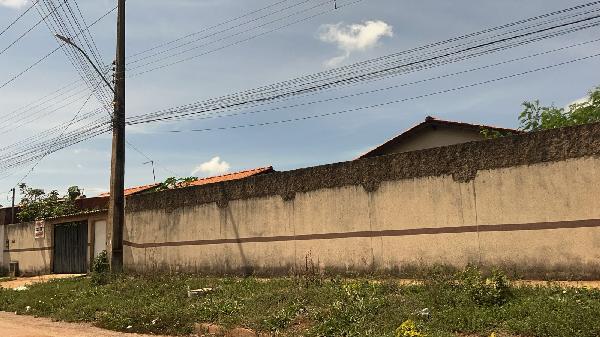 Casa em Águas Lindas de Goiás, Jardim Aguas Lindas, Quadra 05, N. Sn, Lt 01a-7 Rua 02, GO. Área: 59.64m2