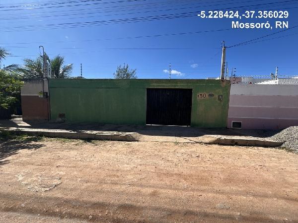 Casa em Mossoró, Bom Jesus, Rua Gardenias, N. 130, 0267, RN. Área: 69.32m2