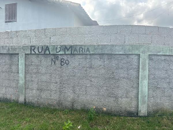 Casa em Magé, Jardim Das Palmeiras, Rua Dona Maria, N. 80, Casa 1, RJ. Área: 51m2
