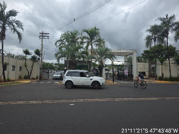 Apartamento em Ribeirão Preto, Reserva Real, Rua Joao E Guiomar Soeira, N. 155, Apto 201, Bl 50 Vg 869, SP. Área: 41.85m2