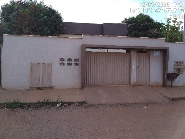 Apartamento em Luziânia, Parque Estrela Dalva Ix, Quadra 332, N. Sn, Apto 103, Pav 01 Lt 13 Vg 103, GO. Área: 59.73m2