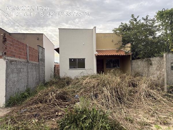 Casa em Teresina, Polo Empresarial Sul, Praca Rio Branco, N. 7005, Lt 09, Qd B5,, PI. Área: 53m2