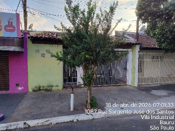 Casa em Bauru, Fundacao Casas Populares Salvador Filard, Rua Sargento Jose Dos Santos, N. 12-76,, SP. Área: 68.7m2