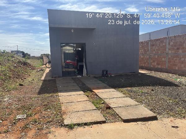 Casa em Uberaba, Loteamento Ilha Bela, Rua Roland Chaves Mendes, N. 186, Lt 40 Qd T1, MG. Área: 37.7m2