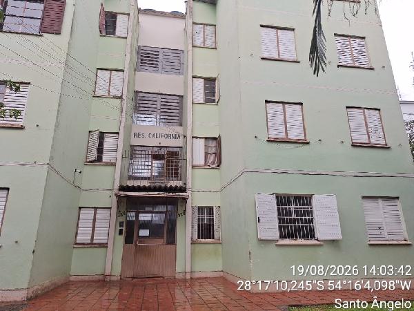 Apartamento em Santo Ângelo, Cohab, Rua Harteis Hortencio, N. 329, Apto 301, Setor 34 Qd 13 Lt 02, RS. Área: 39.78m2