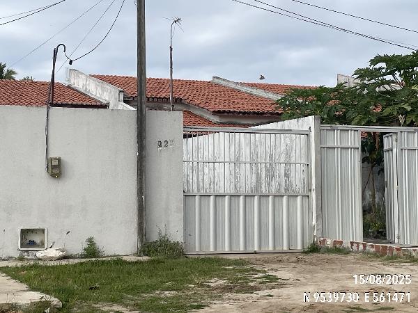 Casa em Pacajus, Croata I, Rua Beija Flor, N. 227, Lt 14 Qd 04 Antiga Rua Antonio Padre, CE. Área: 91m2