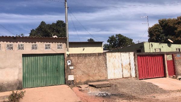 Casa em Santo Antônio do Descoberto, Parque Estrela Dalva Xi, Quadra Quadra 135, N. Sn, Lt 06a Qd 135, GO. Área: 62.01m2