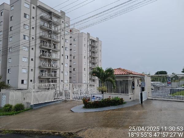Apartamento em Catalão, Sao Jose, Rua 600, N. 25, Apto 90, Bl 2, GO. Área: 75.04m2