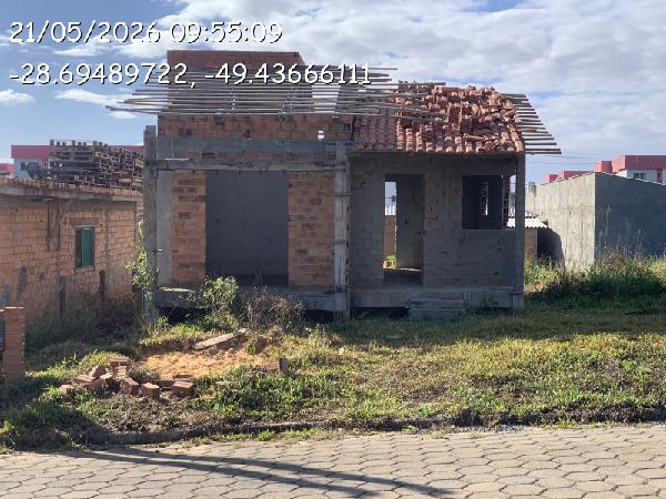 Casa em Criciúma, Mina Uniao, Avenida Cocal, N. Sn, Lt 08 Qd B, SC. Área: 54m2