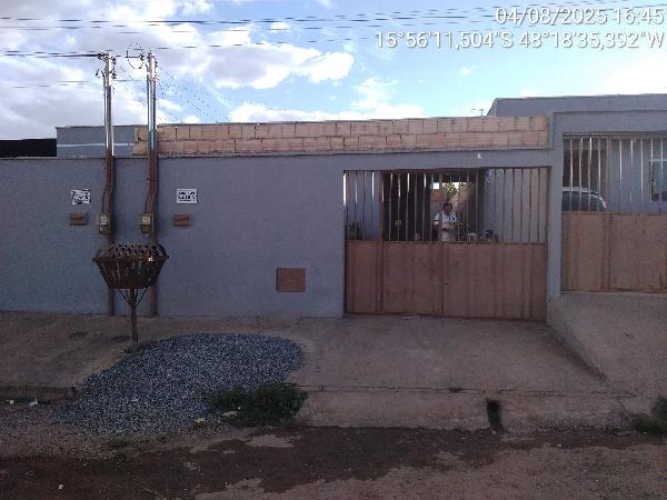 Casa em Santo Antônio do Descoberto, Parque Estrela Dalva Xv, Quadra Quadra 134, N. Sn, Lt 16-A, GO. Área: 67.72m2