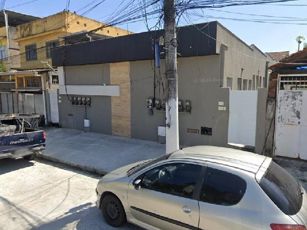 Casa em São Gonçalo, Coelho, Rua Doutor Lopes Da Cruz, N. 82, Cs 08, RJ. Área: 24m2