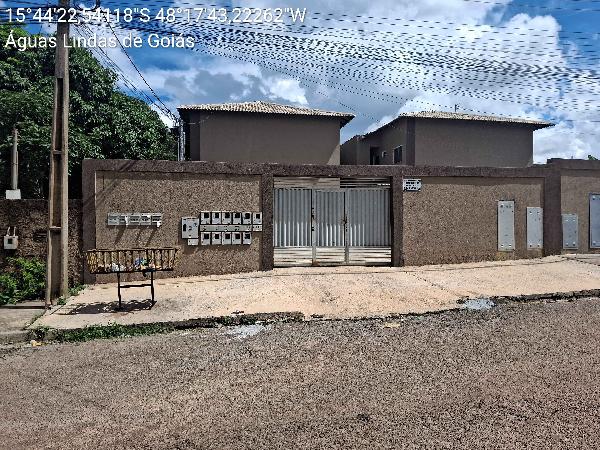 Apartamento em Águas Lindas de Goiás, Parque Da Barragem Setor 10, Quadra 111, N. S/N, Apto 104, Lt 07 Cj B St 10 Rua Araguaia, GO. Área: 50.67m2