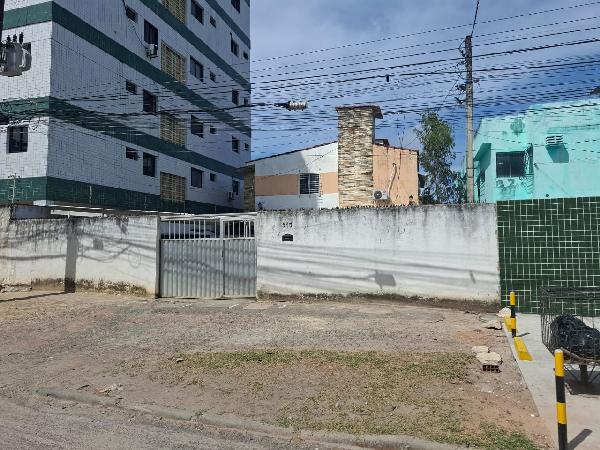 Casa em Olinda, Jardim Atlôntico, Avenida Regina Lacerda, N. 813, Cs 06 Lt 10 Qd 06, PE. Área: 60m2