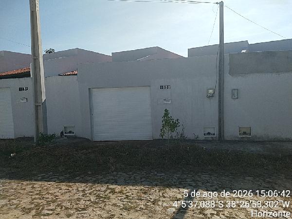 Casa em Horizonte, Vertente, Rua L, N. 165-G, Qd 02 Lt 07, CE. Área: 66.15m2