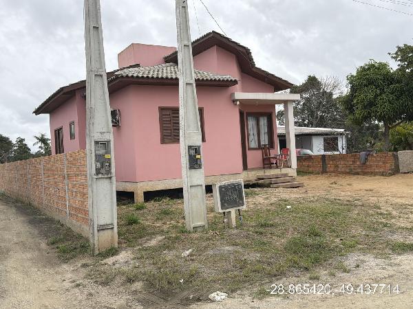Casa em Maracajá, Espigao Grande, Rua 227, N. Sn, Lote 10 Quadra B - Nucleo Urbano Rocha, SC. Área: 49.4m2