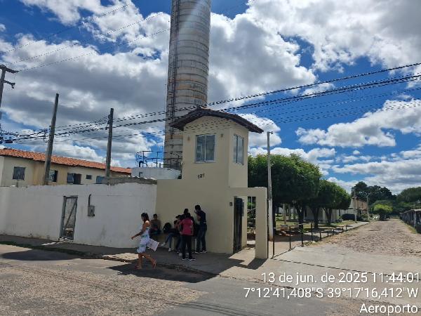 Apartamento em Juazeiro do Norte, Aeroporto, Rua Profº Raimundo GonÇAlves De Santana, N. 121, Apto 101, Ap 101, Bl 25, CE. Área: 42.68m2