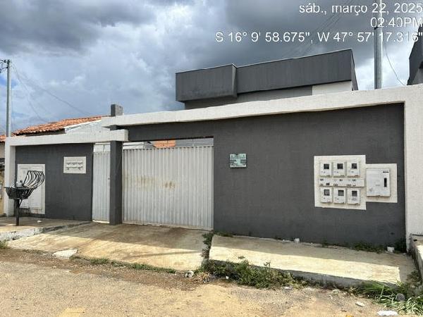 Apartamento em Luziânia, Parque Estrela Dalva X, Rua 356, N. Sn, Apto 03, Lt 18 Qd 525, GO. Área: 56.9m2