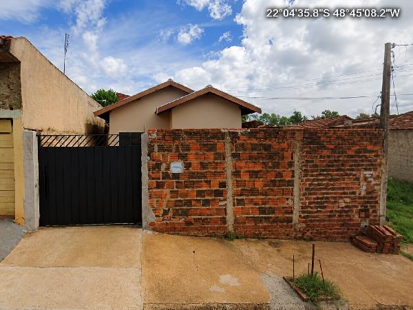 Casa em Bariri, Jardim Sao Marcos, Avenida Ovideo Fachetti, N. 335, Lt 08 Qd I, SP. Área: 47.86m2