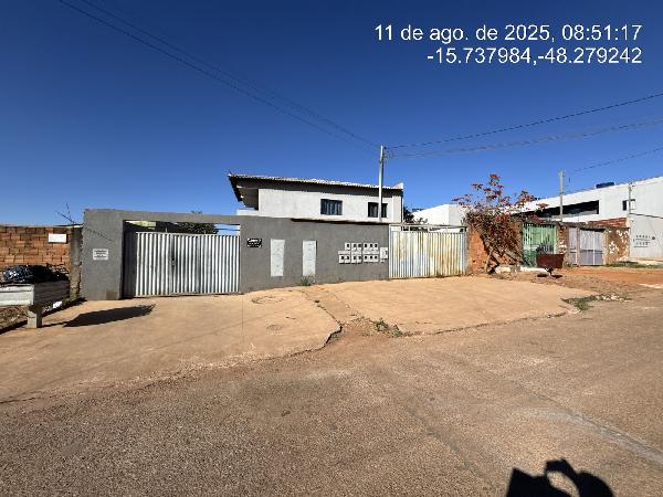 Apartamento em Águas Lindas de Goiás, Parque Da Barragem Setor 09, Quadra 71 Conjunto B, N. Sn, Apto 204, Lt 18 Cj B, GO. Área: 51.66m2
