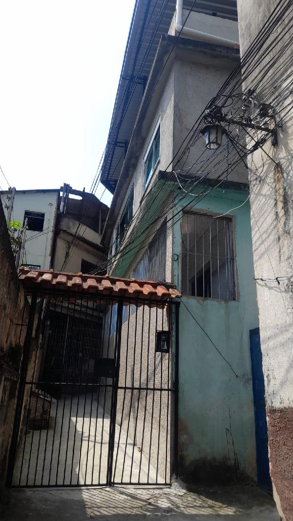 Casa em São Gonçalo, Santa Catarina, Travessa Dona Zulmira, N. 966, Distrito 04 Casa 09, RJ. Área: 85m2