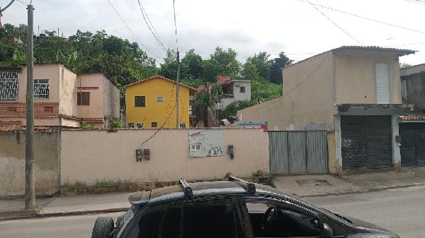 Casa em São Gonçalo, Santa Isabel, Estrada Santa Isabel, N. 1778, Lt 149, RJ. Área: 156.4m2