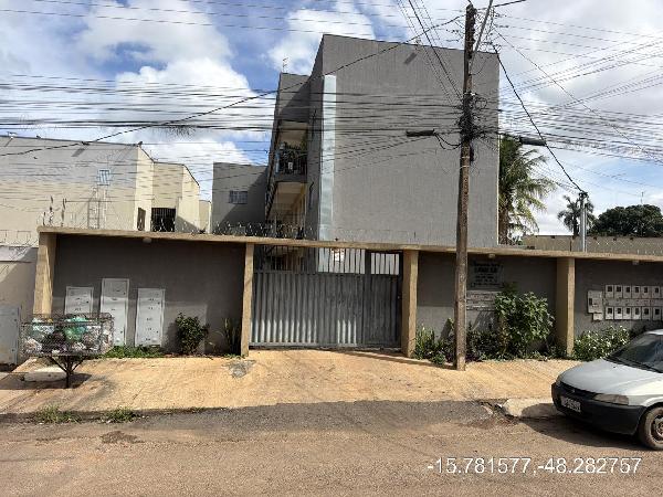 Apartamento em Águas Lindas de Goiás, Parque Da Barragem Setor 06, Quadra 1 Conjunto A, N. Sn, Apto 103, Lt 31 Rua Prata, GO. Área: 56.51m2