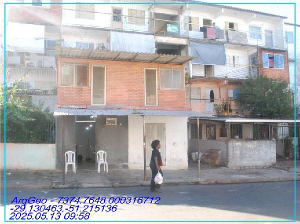 Apartamento em Porto Alegre, Cavalhada, Rua Doutor Julio Teixeira (Rua C), N. 150, Apto 207, Bl 20 Qd E, RS. Área: 36.12m2