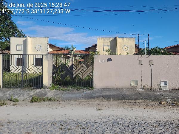 Casa em Horizonte, Planalto Da Galiléia, Rua Juvenal SemeÃO, N. 567a, Terreno 14, CE. Área: 63.53m2
