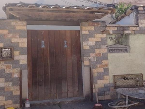 Casa em São Gonçalo, Arsenal, Rua Marco Antonio Lima Chagas, N. 245, Cs 01, RJ. Área: 28.96m2