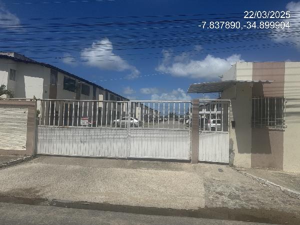 Apartamento em Igarassu, Santa Rita, Rua Curitiba, N. 371, Apto 110, Bl C 1 Pavimento, PE. Área: 59.45m2