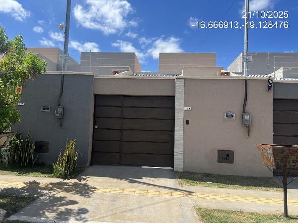 Casa em Senador Canedo, Residencial Porto Seguro, Rua Ps-17, N. Sn, Qd 23 Lt 21 Casa 03, GO. Área: 58.99m2