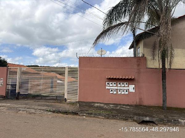Casa em Águas Lindas de Goiás, Jardim Santa Lucia, Quadra Quadra 00, N. Sn, Lt 11 Cs 07, GO. Área: 68.49m2