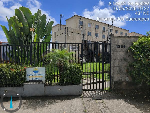 Apartamento em Jaboatão dos Guararapes, Marcos Freire, Avenida Fernandes Vieira, N. 1281, Apto 303, Lt 3-A1 Qd D Bl 12, PE. Área: 41.79m2