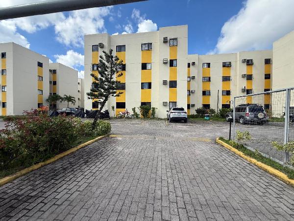 Apartamento em Camaragibe, Nazare, Rua Resende, N. 39, Apto 103, Bl 4 Tp B, PE. Área: 43.14m2