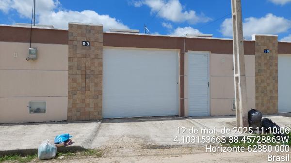 Casa em Horizonte, Centro, Rua JoÃO Luiz Santana, N. 93, Lt 29a, CE. Área: 79.83m2
