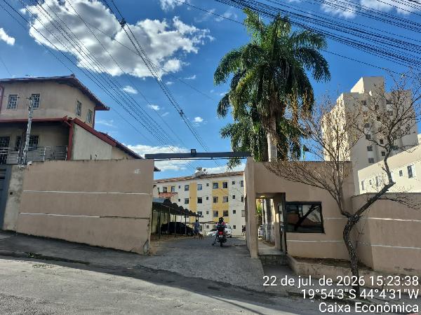 Apartamento em Contagem, Parque Maracana, Rua Vista Alegre, N. 126, Apto 108, Bl 02 Lt 01a Qd 19, MG. Área: 43.48m2