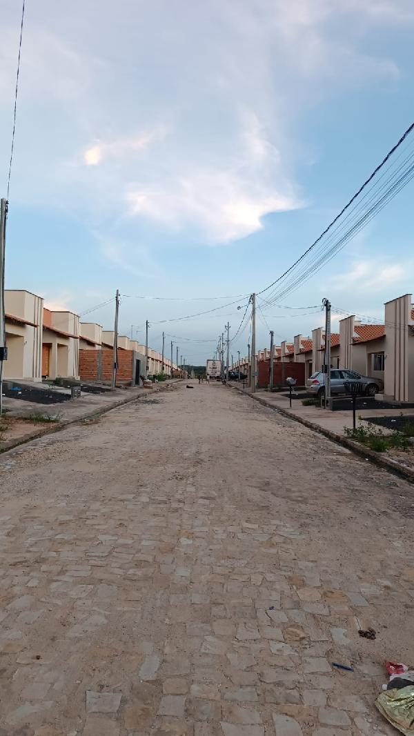 Casa em Altos, Buritizinho, Rua Moises Elias Caddah, N. 259,, PI. Área: 54.4m2