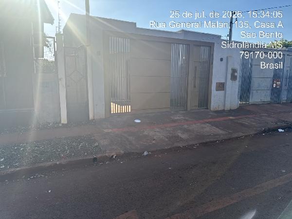 Casa em Sidrolândia, Vila São Bento, Rua General Malan, N. 132, Lt 8a1 Qd 21a, MS. Área: 83.3m2