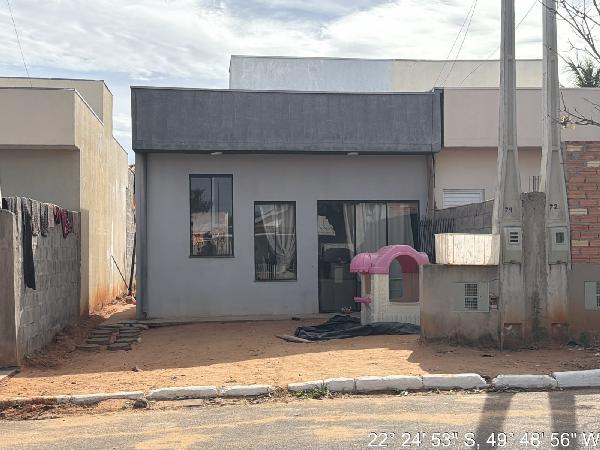 Casa em Lupércio, Centro, Rua Guilherme Grandizo, N. 74, Lt E Qd 24, SP. Área: 34.24m2